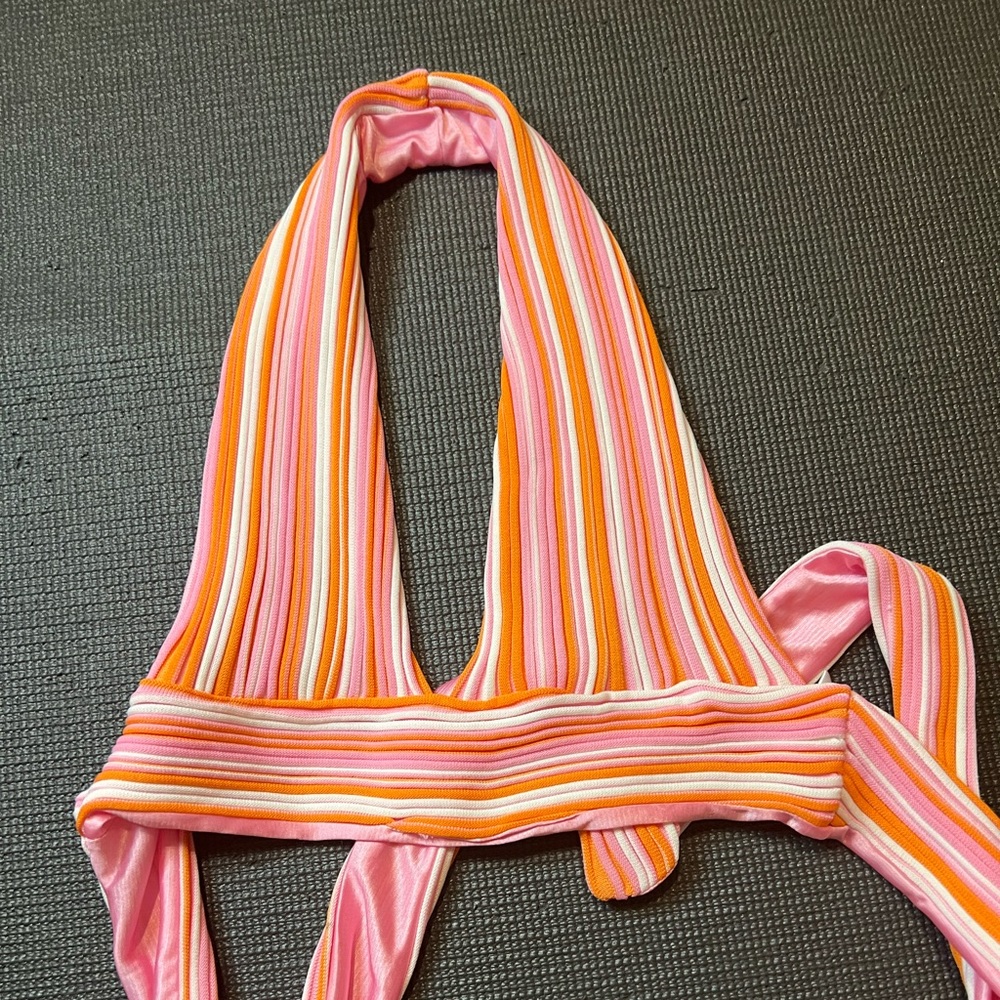 Beginning boutique crop top size 6